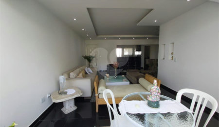 Apartamento à venda com 3 quartos, sendo 1 suíte,  em Vila Andrade, São Paulo, SP
