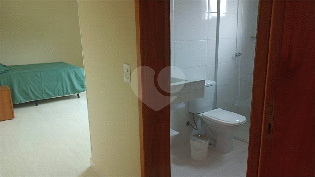 Casa à venda com 5 suítes no condomínio Village da Serra, Araçoiaba da Serra - SP