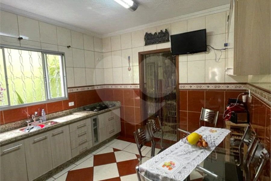 Sobrado à venda com 4 quartos, sendo 1 suíte,  em Pirituba, São Paulo, SP
