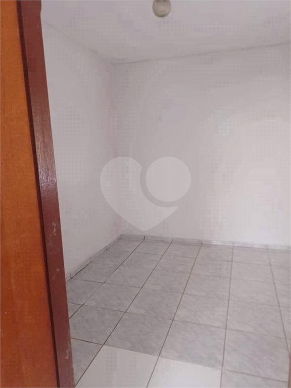 Casa à venda com 2 quartos em Jardim Roberto Selmi Dei, Araraquara, SP