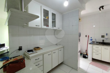 Apartamento à venda com 2 quartos em Jardim Olympia, São Paulo, SP