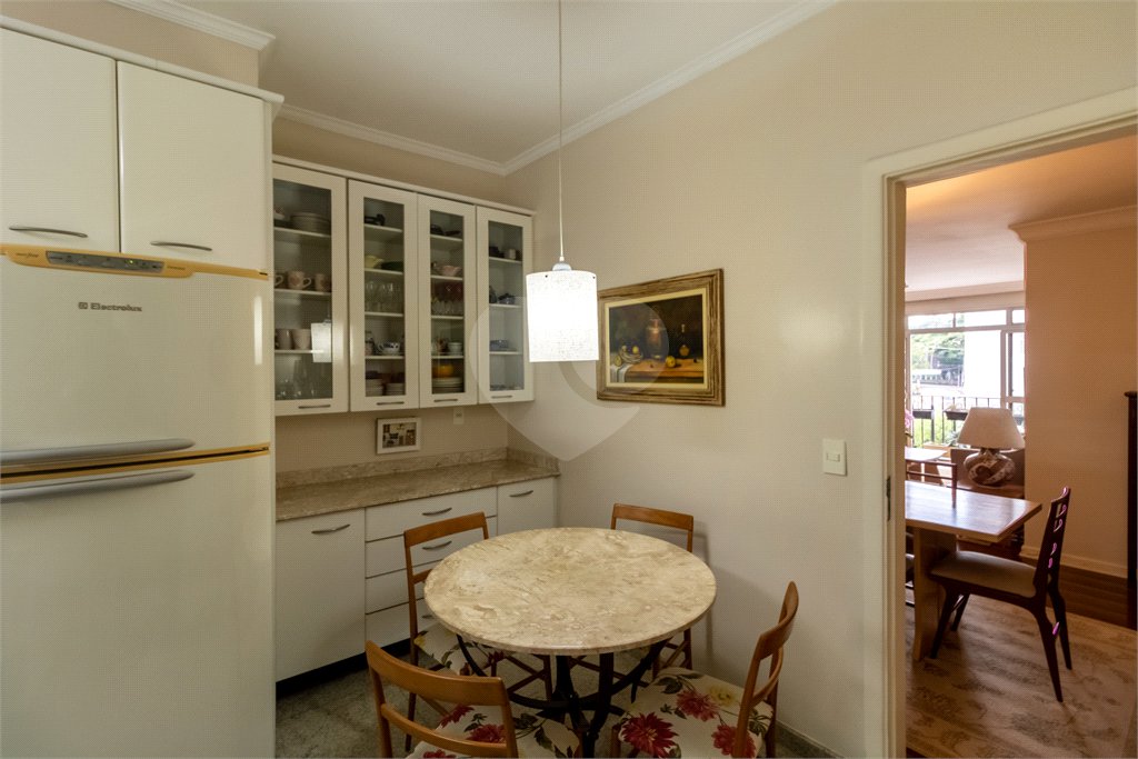 Apartamento à venda com 3 quartos, sendo 2 suítes, em Alto da Boa Vista, São Paulo, SP