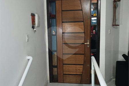 Casa à venda com 2 quartos, sendo 1 suíte,  em Cidade Jardim, Mogi das Cruzes, SP