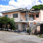Casa à venda com 6 quartos, sendo 1 suíte, em Tremembé, São Paulo, SP