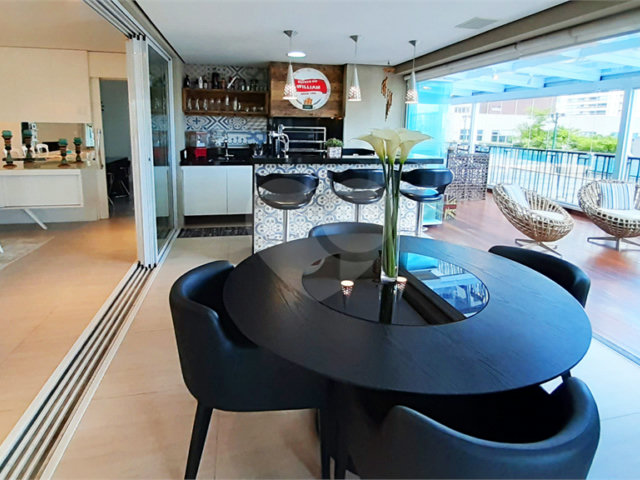 Apartamento à venda com 4 suítes em Campo Belo, São Paulo, SP