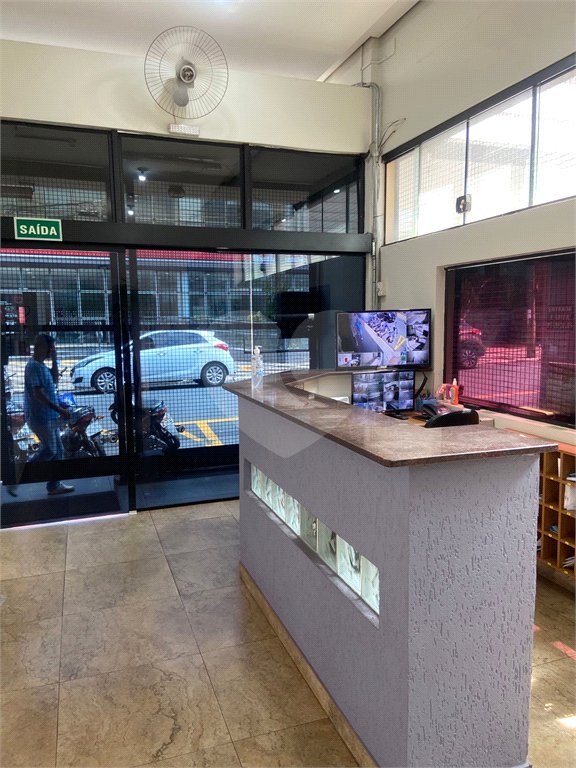 Apartamento à venda com 2 quartos no Centro, Araraquara, SP