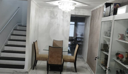Casa à venda com 3 quartos, sendo 1 suíte,  em Chácara das Flores, Mogi das Cruzes, SP