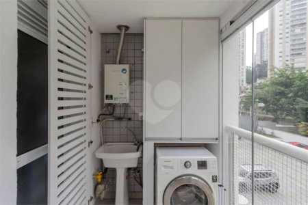 Apartamento à venda com 2 quartos, sendo 1 suíte,  em Vila Andrade, São Paulo, SP