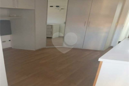 Casa de Vila à venda com 2 suítes em Chácara Belenzinho, São Paulo, SP