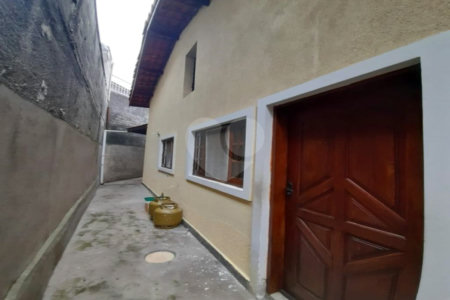 Casa à venda com 4 quartos, sendo 1 suíte, em City Bussocaba, Osasco, SP