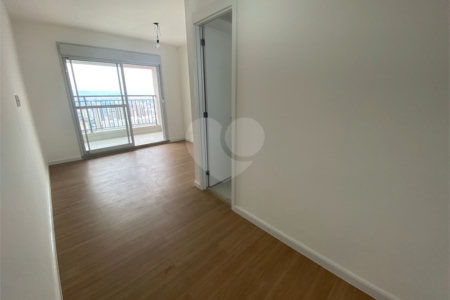 Apartamento à venda com 3 quartos, sendo 1 suíte, em Brás, São Paulo, SP