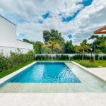 Casa à venda com 4 suítes no condomínio Villa dos Pinheiros, Indaiatuba - SP