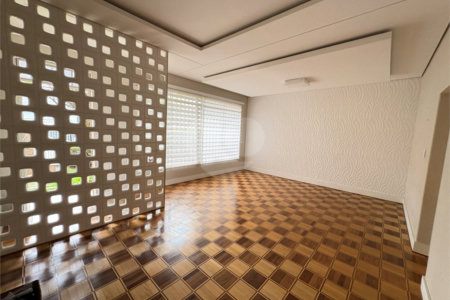 Casa à venda com 6 quartos no Centro, Mogi das Cruzes, SP