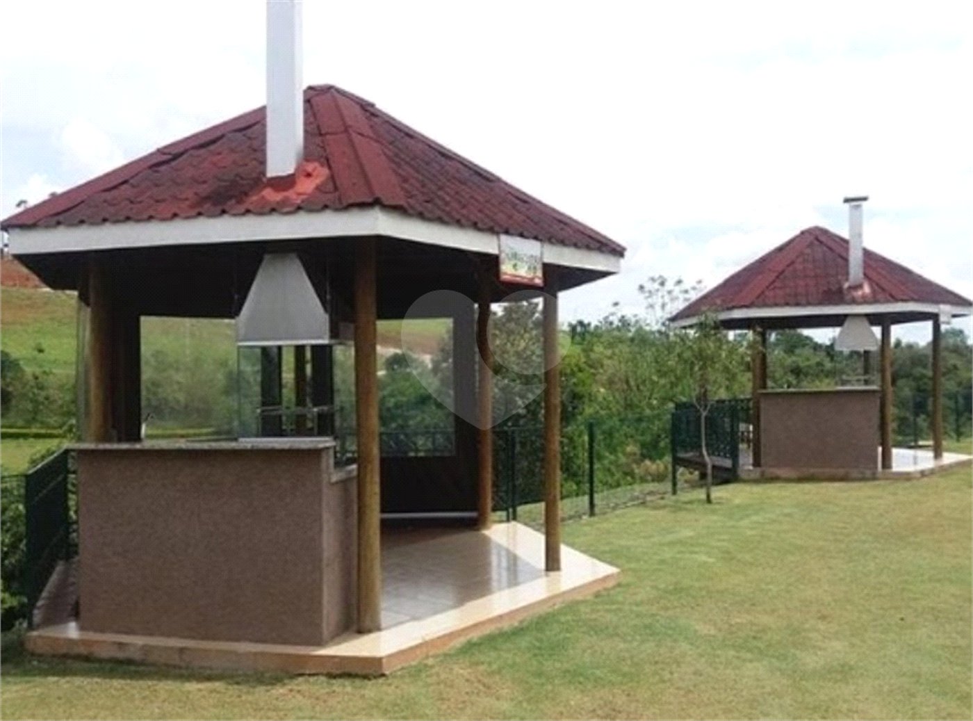 Sobrado à venda com 4 quartos, sendo 3 suítes, em Condomínio Residencial Shamballa Iii, Atibaia, SP