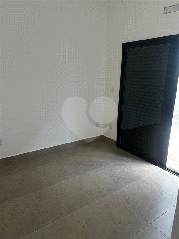 Casa Térrea à venda com 3 quartos, sendo 1 suíte,  em Jardim do Lago, Atibaia, SP