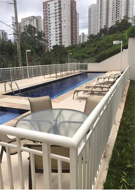 Apartamento à venda com 3 quartos, sendo 1 suíte, em Parque Reboucas, São Paulo, SP