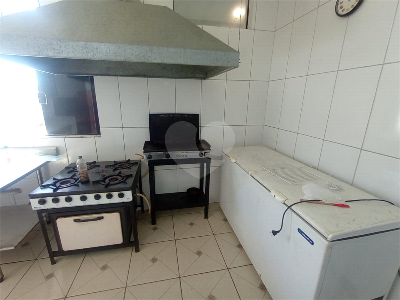 Salão Comercial para alugar em Vila Nastri, Itapetininga, SP