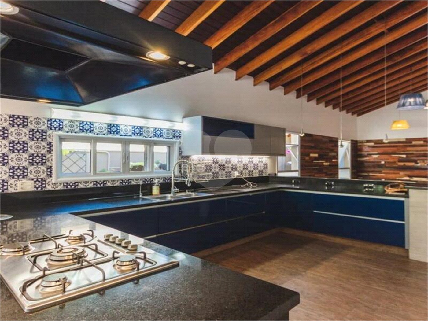 Casa à venda com 3 suítes no condomínio Jardim Reserva Bom Viver de Indaiatuba, Indaiatuba - SP