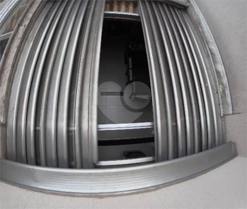 Sobrado à venda com 3 quartos, sendo 1 suíte, em Vila Lúcia, São Paulo, SP