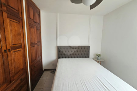 Cobertura à venda com 3 quartos, sendo 1 suíte,  no Centro, Cabo Frio, RJ