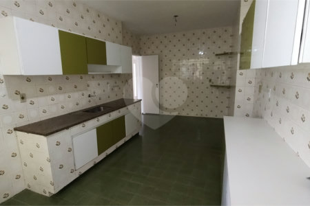 Apartamento à venda com 4 quartos, sendo 2 suítes,  em Tijuca, Rio de Janeiro, RJ