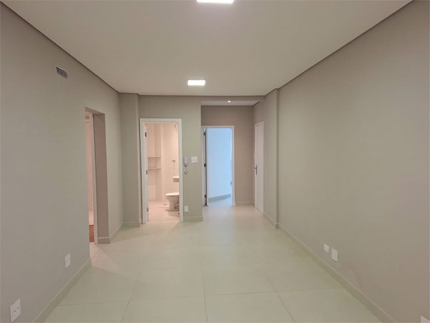 Apartamento com 2 Dormitórios à Venda, 82 M² por R$ 645.000 – Gonzaga – Santos/Sp