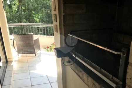Apartamento à venda com 3 quartos, sendo 1 suíte,  em Jardim Ampliação, São Paulo, SP