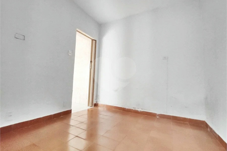 Casa Térrea à venda com 2 quartos em Parque Vitória, São Paulo, SP