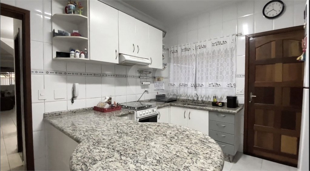 Sobrado à venda com 3 quartos, sendo 1 suíte, em Parque Novo Mundo, São Paulo, SP