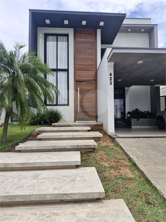 Casa à venda com 3 suítes no condomínio Mirante dos Ipês, Salto - SP