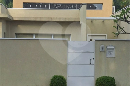 Casa à venda com 3 suítes em Condomínio Flamboyant-b, Atibaia, SP