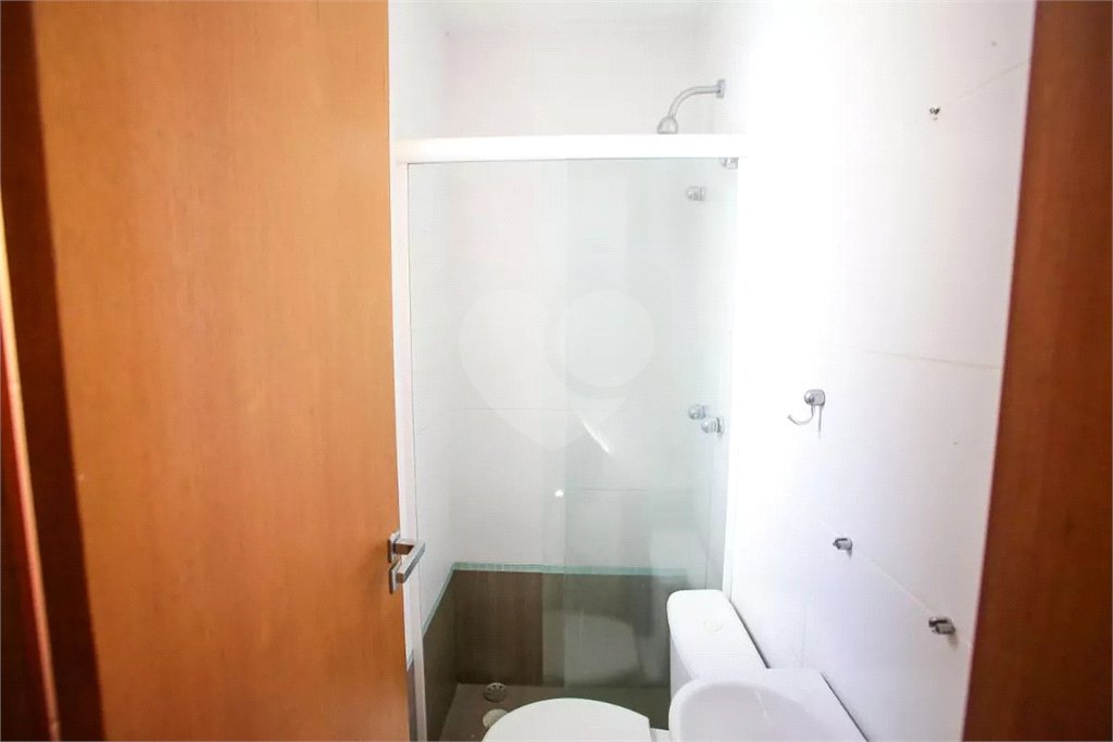 Casa à venda com 4 quartos, sendo 3 suítes, no condomínio Lícia de Alvarenga, Rio de Janeiro - RJ