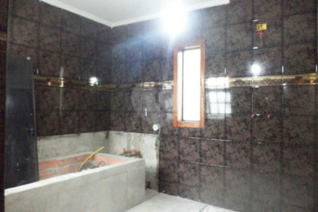Sobrado à venda com 3 quartos, sendo 1 suíte, em Campo Belo, São Paulo, SP