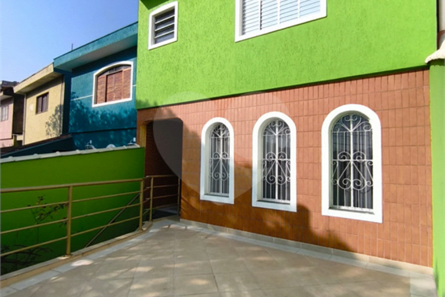 Sobrado à venda com 3 quartos, sendo 1 suíte, em Vila Albertina, São Paulo, SP