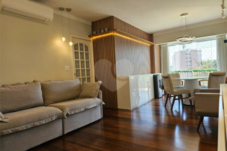 Apartamento à venda com 3 quartos, sendo 1 suíte, em Santo Amaro, São Paulo, SP