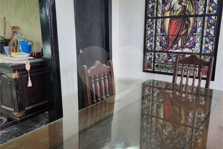 Sobrado à venda ou para alugar com 3 quartos, sendo 13 suítes, em Santana, São Paulo, SP