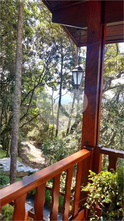 Casa à venda com 3 quartos, sendo 1 suíte, no condomínio Jardim da Monntanha II, Mairiporã - SP