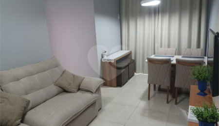 Apartamento à venda com 2 quartos, sendo 1 suíte,  em Jardim Flor da Montanha, Guarulhos, SP