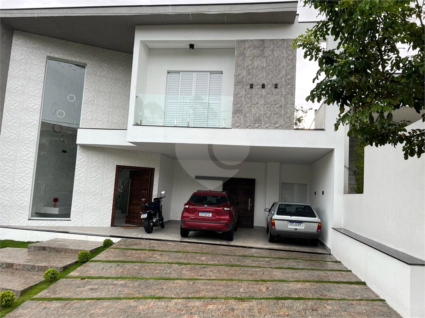 Casa à venda com 4 quartos, sendo 3 suítes,  no condomínio Mosaico Essence - Fase 1, Mogi das Cruzes - SP