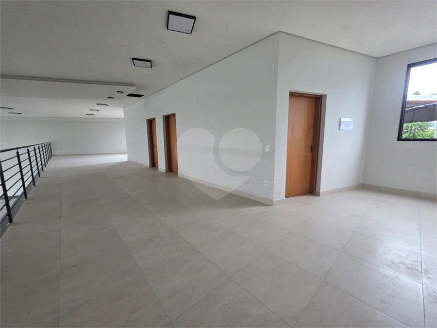 Prédio Comercial para Locação no Jardim Santo Antônio em Valinhos/SP