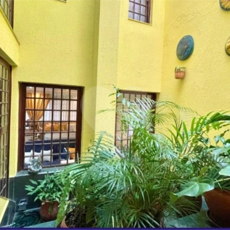 Casa dos sonhos a venda - Sobrado com Piscina no Jardim da Saúde, 270m² , 4 dorm., 2 suítes, 4 vagas, banheira , lareira, churrasqueira, terreno: 360 m²