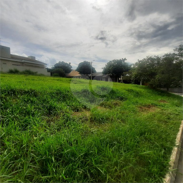 Lote a venda no condominio Villaggio Capriccio