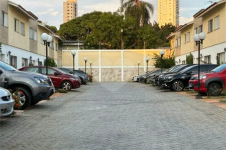 SOBRADO À VENDA NA VILA MARIA | 3 DORMITÓRIOS | SUÍTE COM CLOSET | 2 VAGAS
