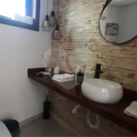 Sobrado à venda com 5 quartos, sendo 3 suítes, em Serra da Cantareira, Mairiporã, SP