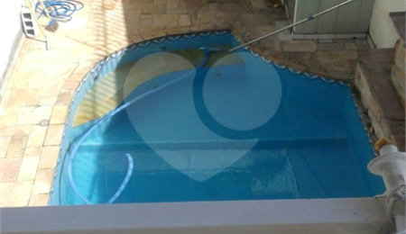 Sobrado à venda com 3 quartos, sendo 2 suítes,  em Horto, São Paulo, SP