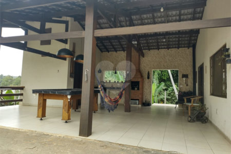 Casa Térrea à venda com 3 quartos, sendo 1 suíte,  em Taiaçupeba, Mogi das Cruzes, SP