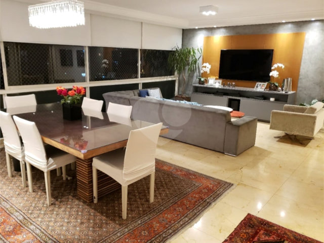 Apartamento à venda com 3 quartos, sendo 1 suíte,  em Jardim América, São Paulo, SP