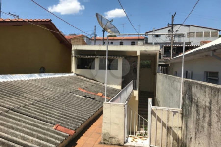 Sobrado à venda com 2 quartos em Parque Vitória, São Paulo, SP