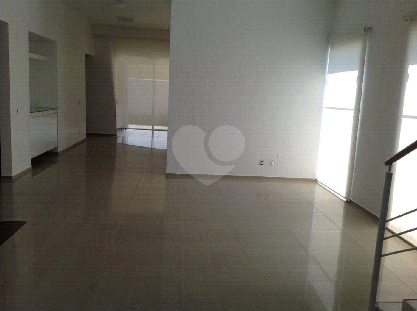 Casa à venda com 3 quartos, sendo 2 suítes,  no condomínio Real Park - Vila Oliveira, Mogi das Cruzes - SP