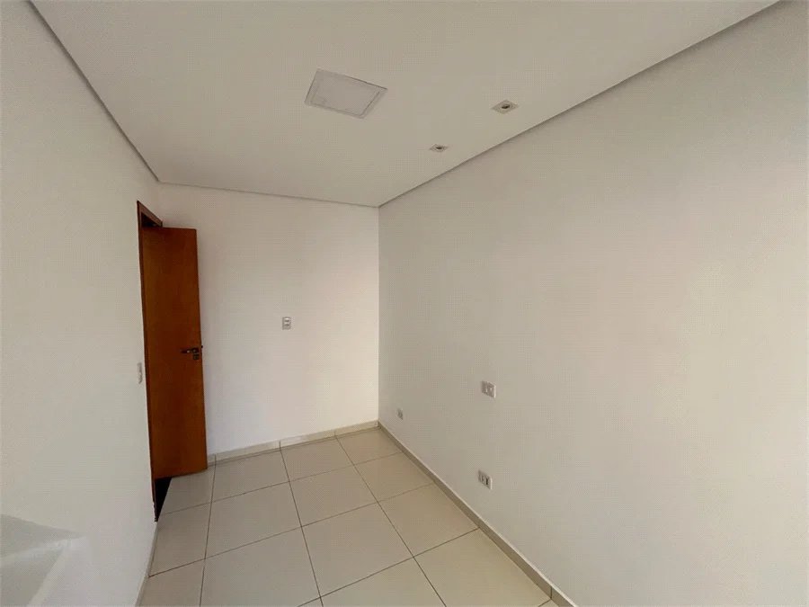 Casa de Vila para alugar com 4 suítes em Vila Romana, São Paulo, SP